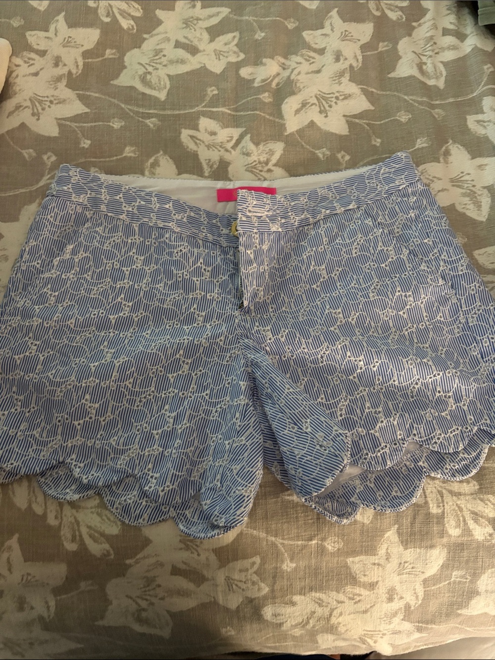 Lilly Pulitzer Light Blue Lace-Overlay Scallop Hem Shorts